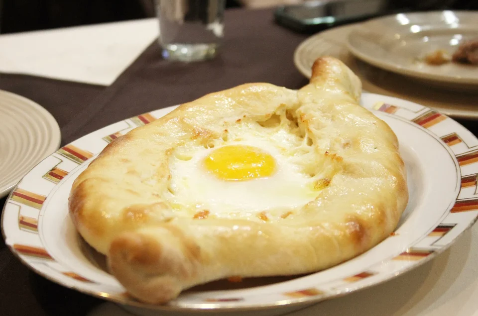 What is khachapuri and which kind should you order?