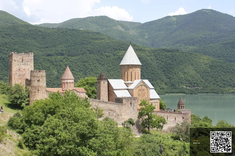 Ananuri Fortress