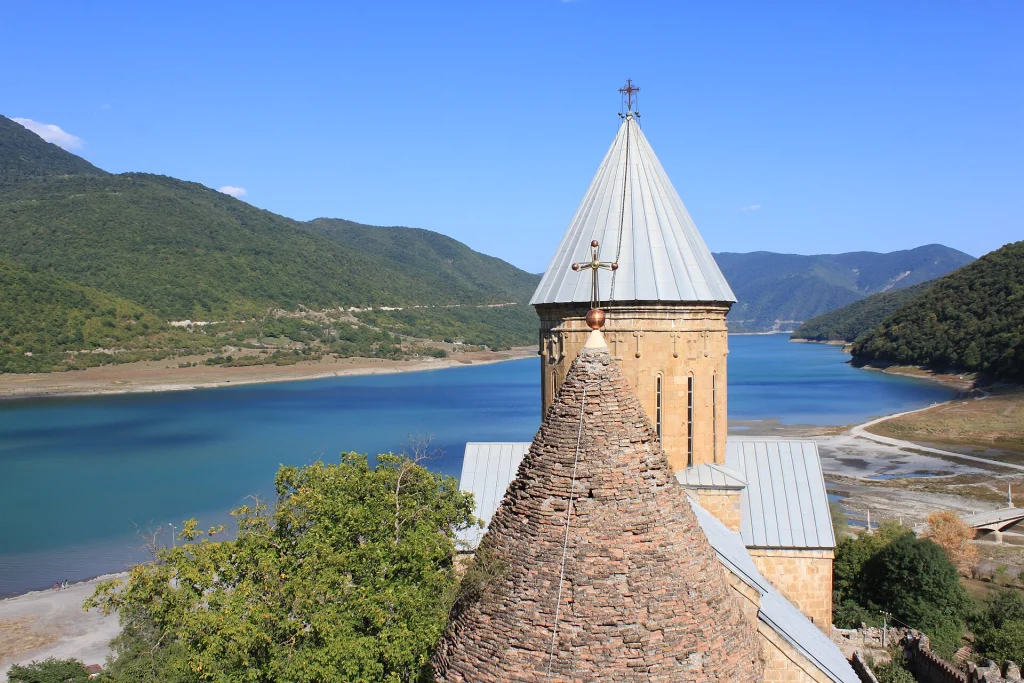 Ananuri fortress on the Aragvi reservoir, a stop along the road to Kazbegi.