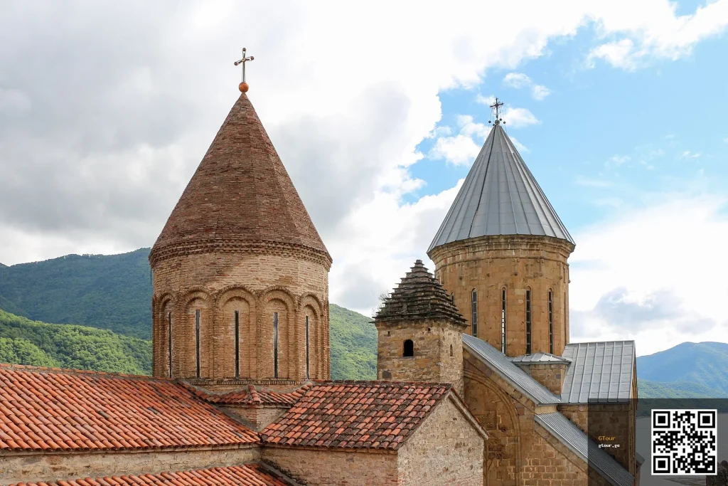 Georgian Military Highway — Ananuri, Gudauri and Gergeti in a Day — G Tour itinerary