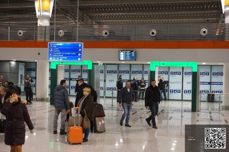 Прямые рейсы между Ираном и Грузией приостановлены из-за новых санкций США