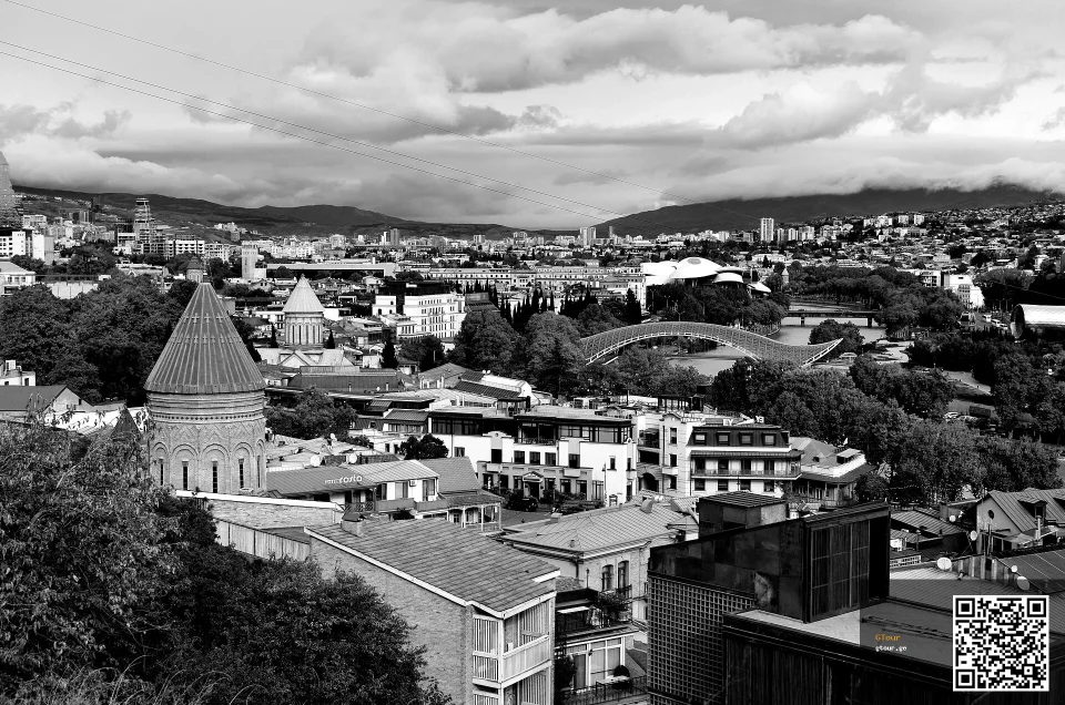 Georgia for travellers from Mongolia: visa, flights, money, food, language and what to expect