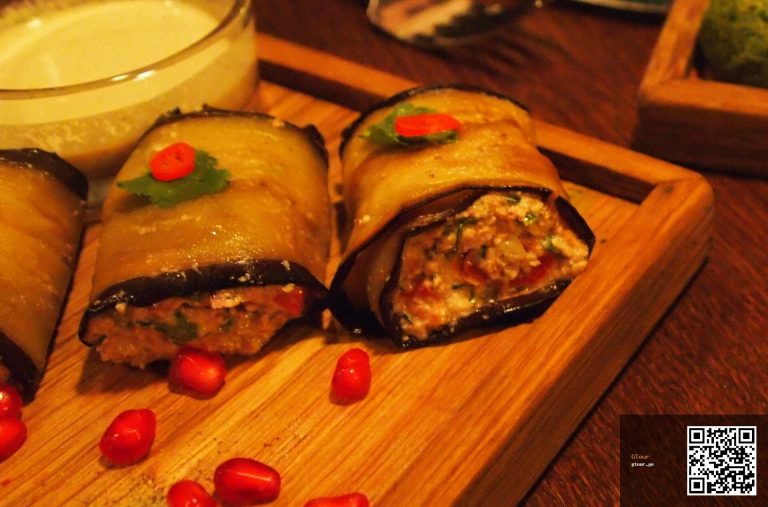 Vegetarian and Vegan Food in Georgia: What to Order, What to Avoid