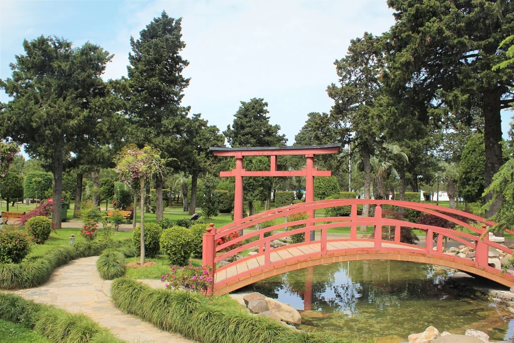 Batumi Half-Day — Old Town, Boulevard and the Botanical Garden — G Tour itinerary