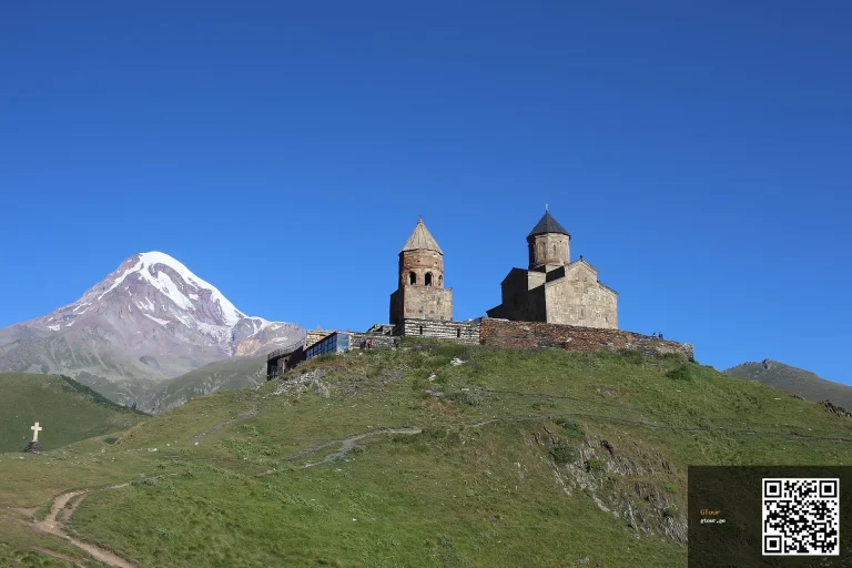 Gergeti Trinity Church (Tsminda Sameba)