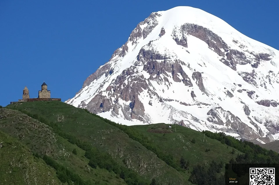 Georgia for travellers from Vietnam: visa, flights, money, food, language and what to expect