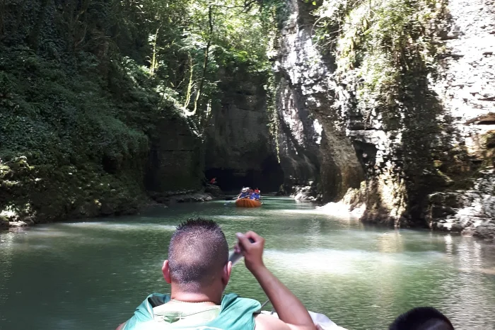 Western Georgia in 5 Days — Kutaisi, Canyons, Svaneti and Batumi