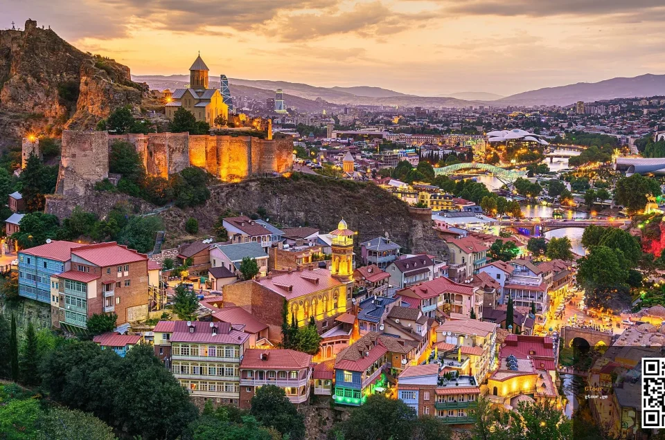 Georgia for travellers from Yemen: visa, flights, money, food, language and what to expect