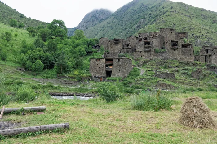 Caucasus Highlands in 7 Days — Kazbegi, Khevsureti and Tusheti