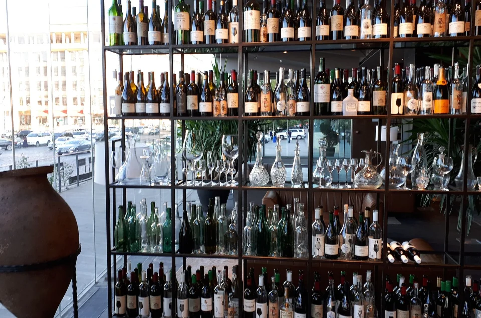 Georgian wine for travellers