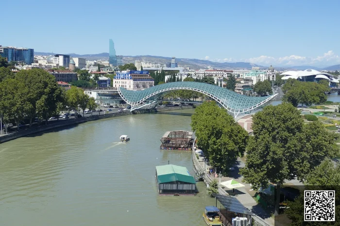 Old Tbilisi Walking Tour — 3 Hours with a Licensed Guide