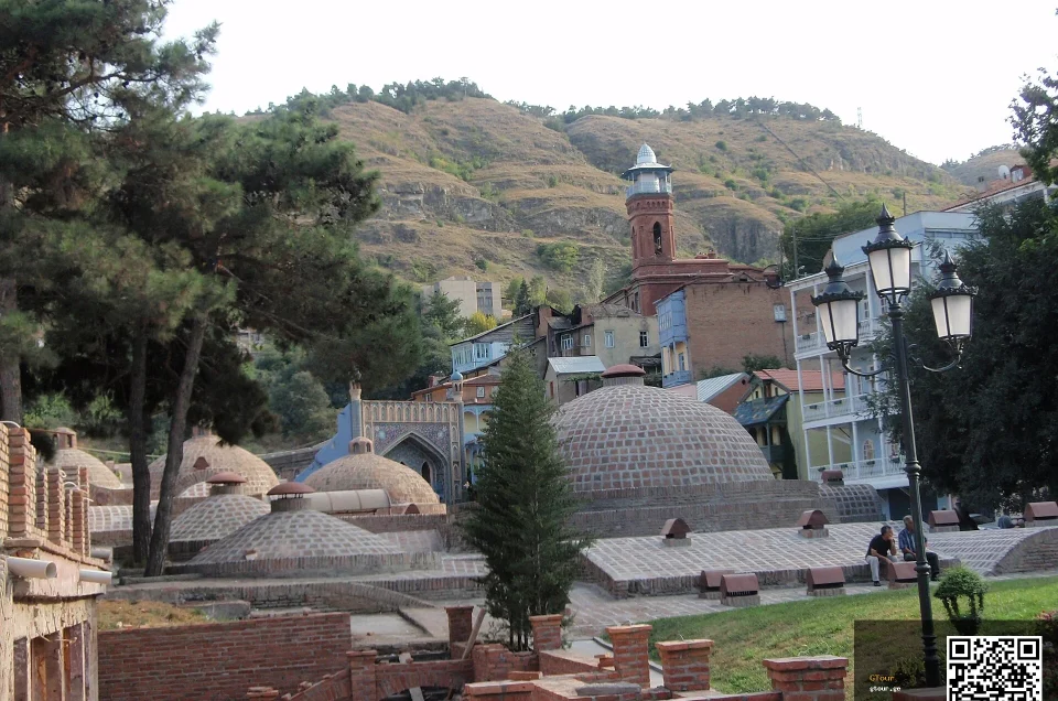 Georgia for travellers from Canada: visa, flights, money, food, language and what to expect