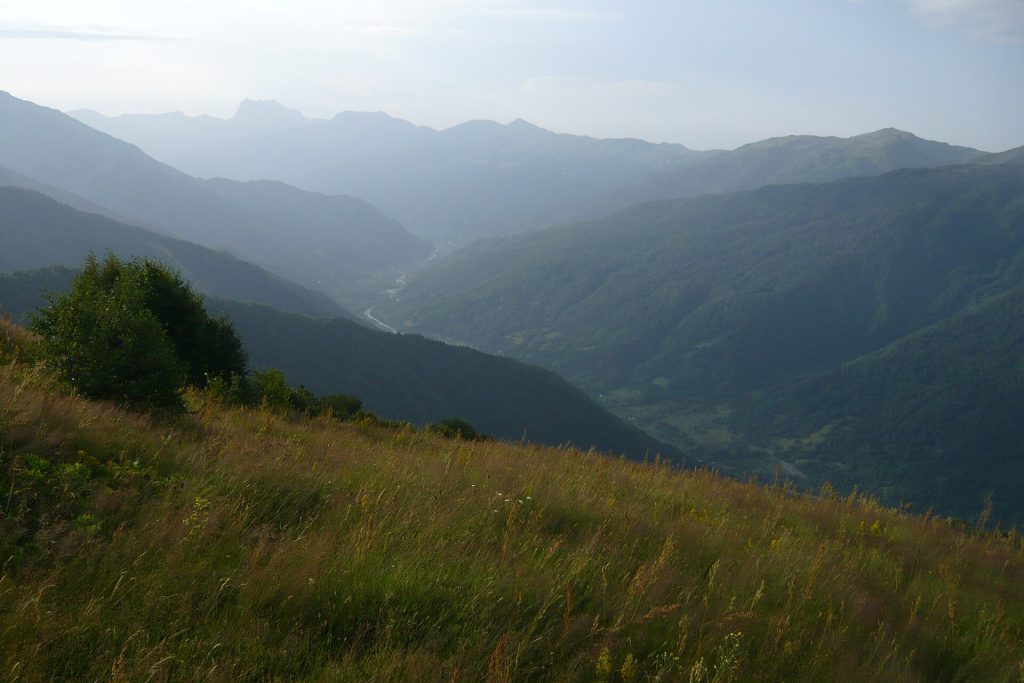 The Tskhenistsqali valley near Mami, a landscape typical of Lower Svaneti.