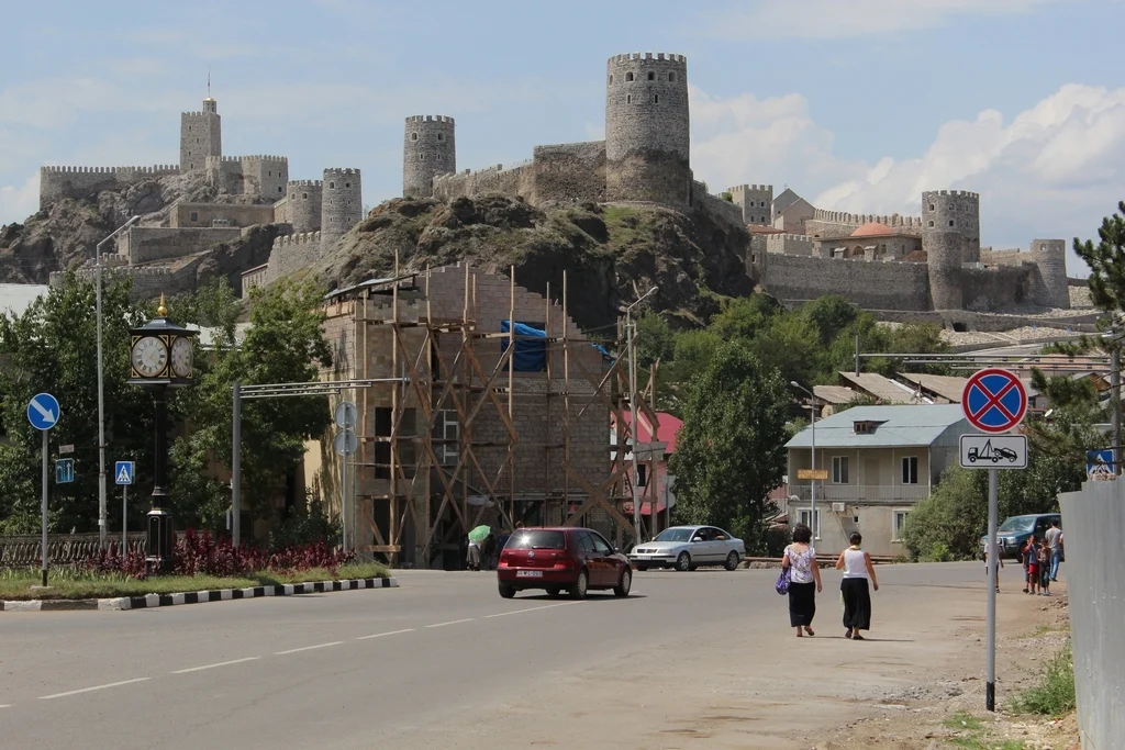 Rabati Castle in Akhaltsikhe, a popular stop when combining a Vardzia trip.