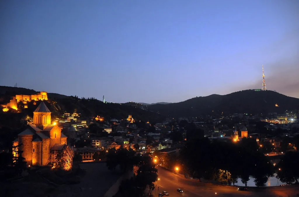 Tbilisi Photo Walk — Old Town to Mtatsminda at Dusk — G Tour itinerary