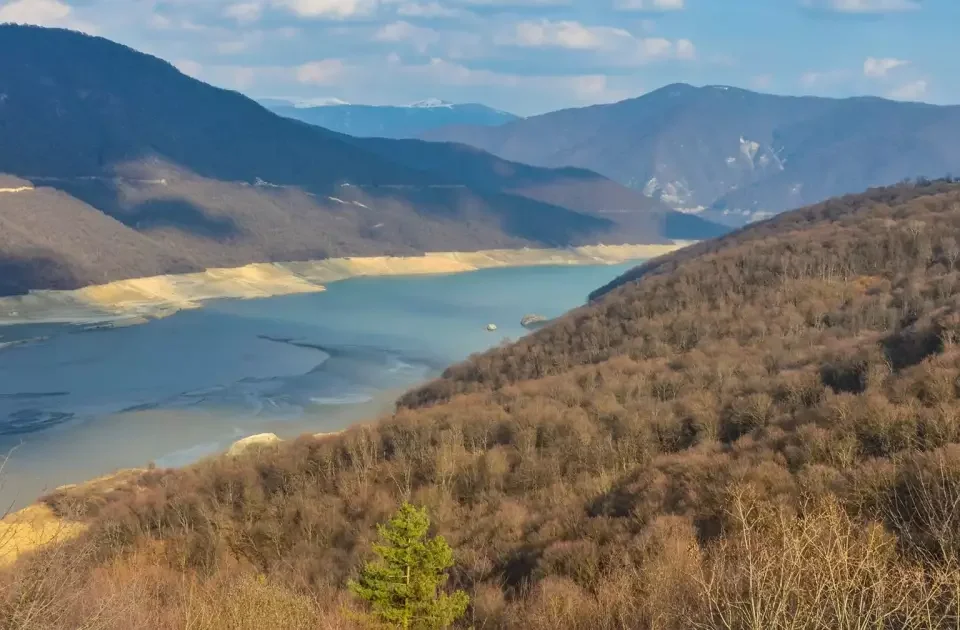 Georgia for travellers from Philippines: visa, flights, money, food, language and what to expect